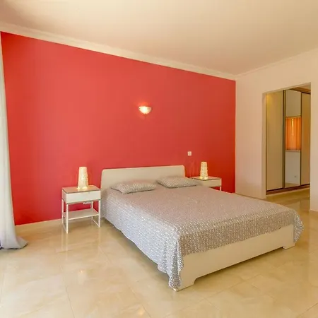 Vila Casa Hortinha Wonder 3 Bedroom In With Private Pool *